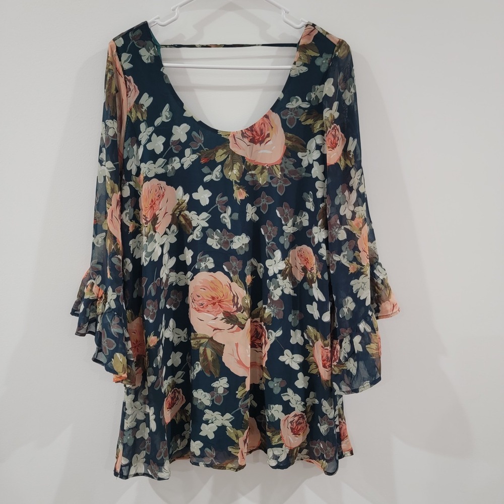Show Me Your Mumu Mini Dress‎ Size Small Green Floral Bell Sleeve Dainty